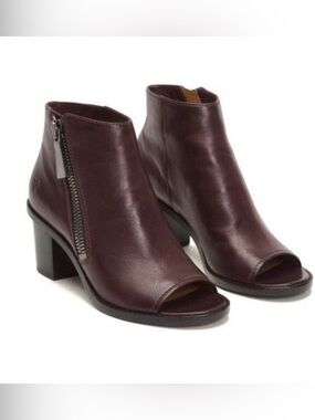 FRYE Brielle Zip Peep Bootie Sandals Heels leather luxury comfy 9.5